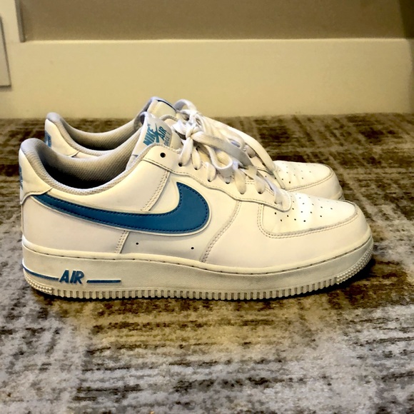 Nike Air Force 1 size 9.5 US - Picture 1 of 4